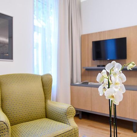City Centre Chic Apartment Ljubljana 1/4 Exterior photo